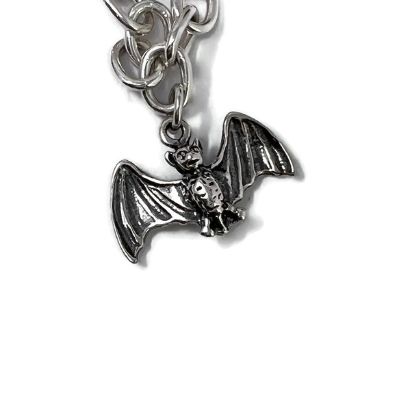 🎃VTG🎃Halloween Sterling Charm Bracelet: Jack O Lantern/Cat/Vampire Fang Charms - Picture 6 of 8